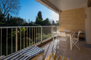 A081-Cannes Appartement avec terrasse au calme